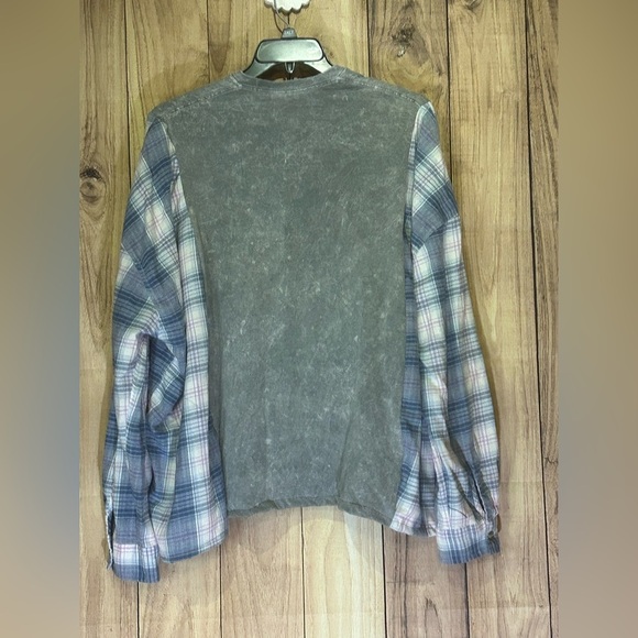NWT Upcycled Nirvana Flannel Tee Size L-XXL - Picture 2 of 5